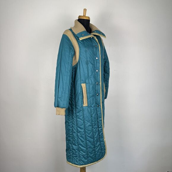 Vintage Quilted Winter Coat | 70s 80s Duster Puffer Style Made in Korea - Picture 11 of 15
